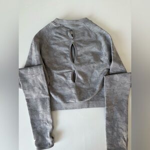Gymshark Gray Cropped Long Sleeve Open Back Workout Top Size S